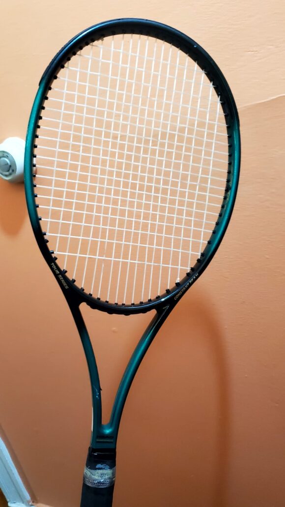 RAKETA DE TENIS